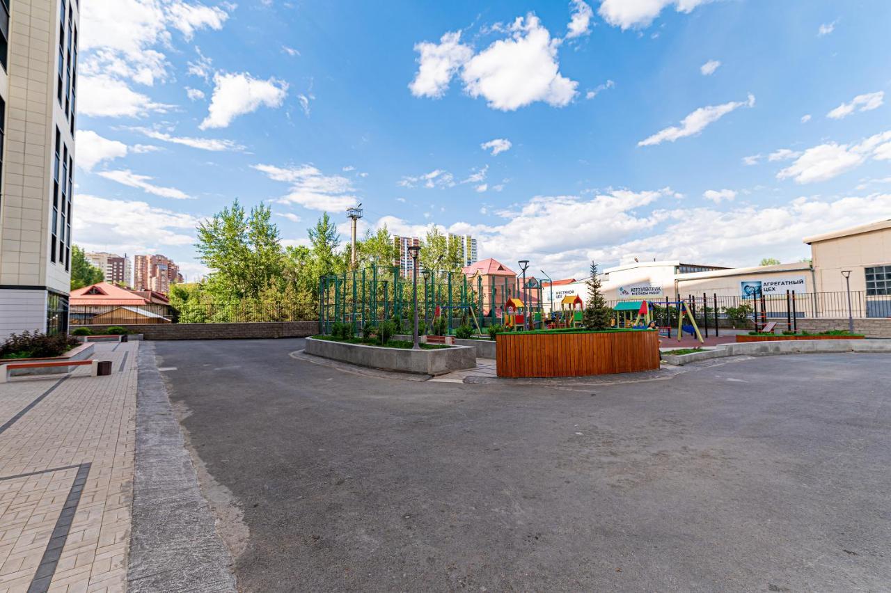 Золотой Квадрат Астаны Appartement Astana Buitenkant foto