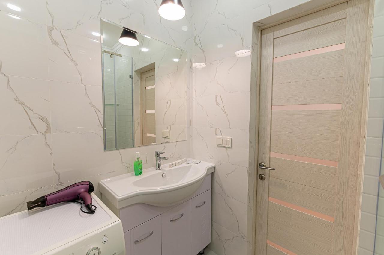 Золотой Квадрат Астаны Appartement Astana Buitenkant foto
